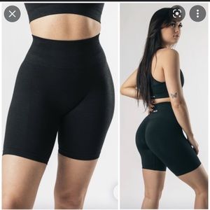 Alphalete Amplify Black Shorts